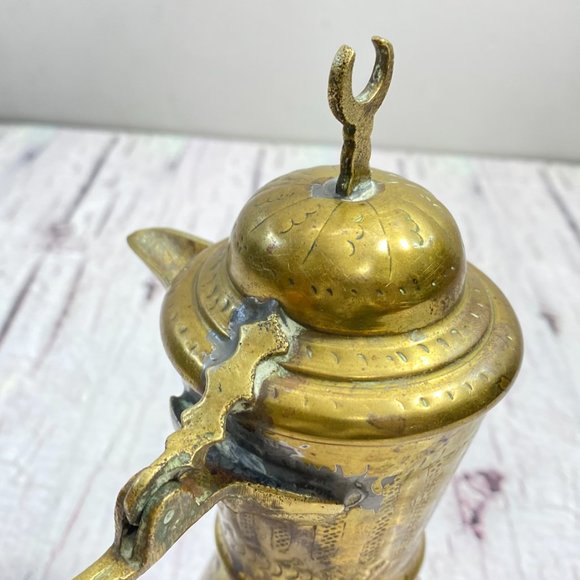 Vintage Brass Dallah Coffee Arabic Font Etched Design, Brass Arabic Coffee Ibrik - Picture 3 of 10